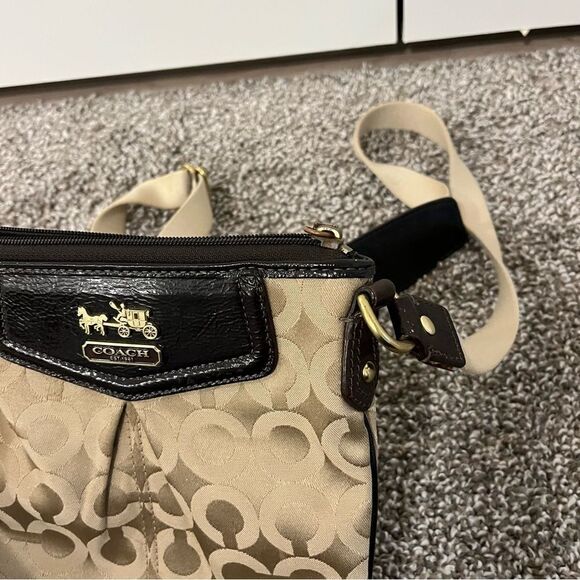 COACH Madison Dotted Op Art Swingpack Brown and Tan Crossbody - Picture 4 of 14